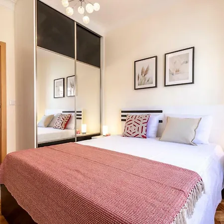 Like-home-t3 Apt-campolide, Near Amoreiras Mall Apartamento Lisboa